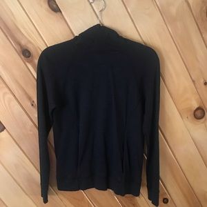 Lululemon sweatshirt